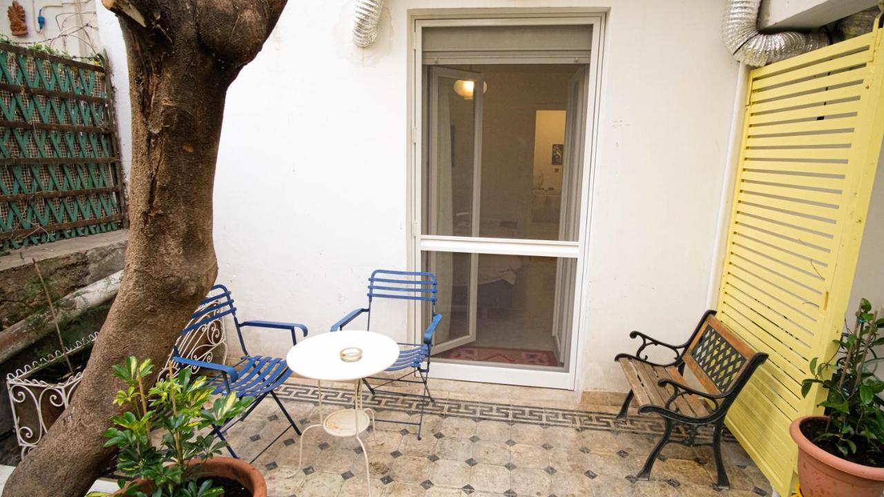 Quiet And Central Flat With Private Backyard Garden Athene Buitenkant foto